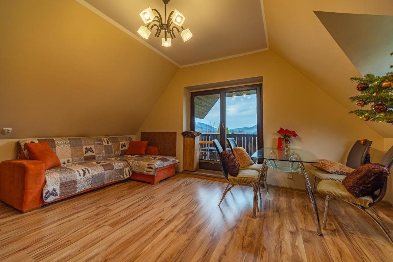 Apartament Tylas كوشتيليسكا المظهر الخارجي الصورة