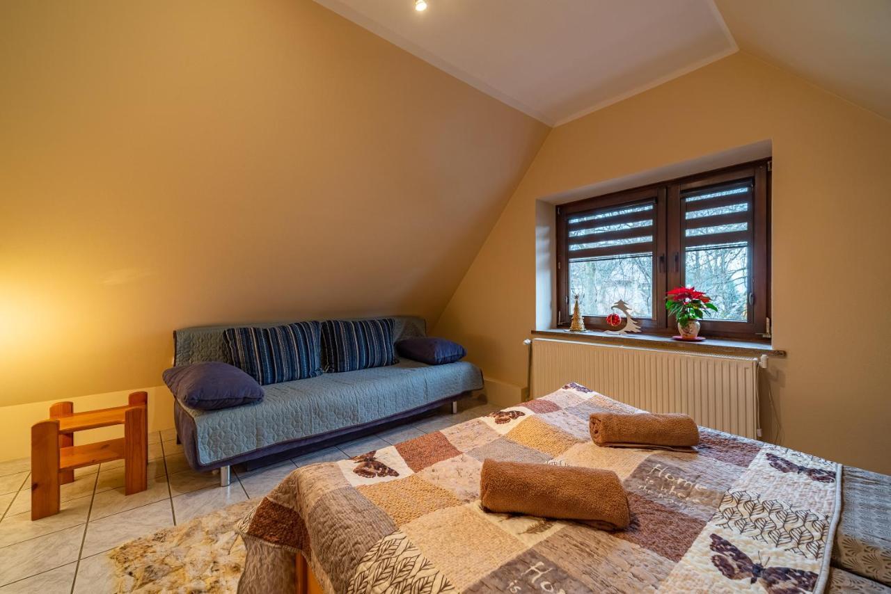 Apartament Tylas كوشتيليسكا المظهر الخارجي الصورة